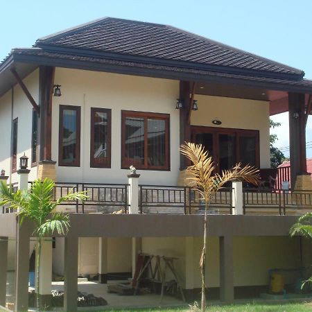 Hotel Niracha Chaweng House Exterior foto