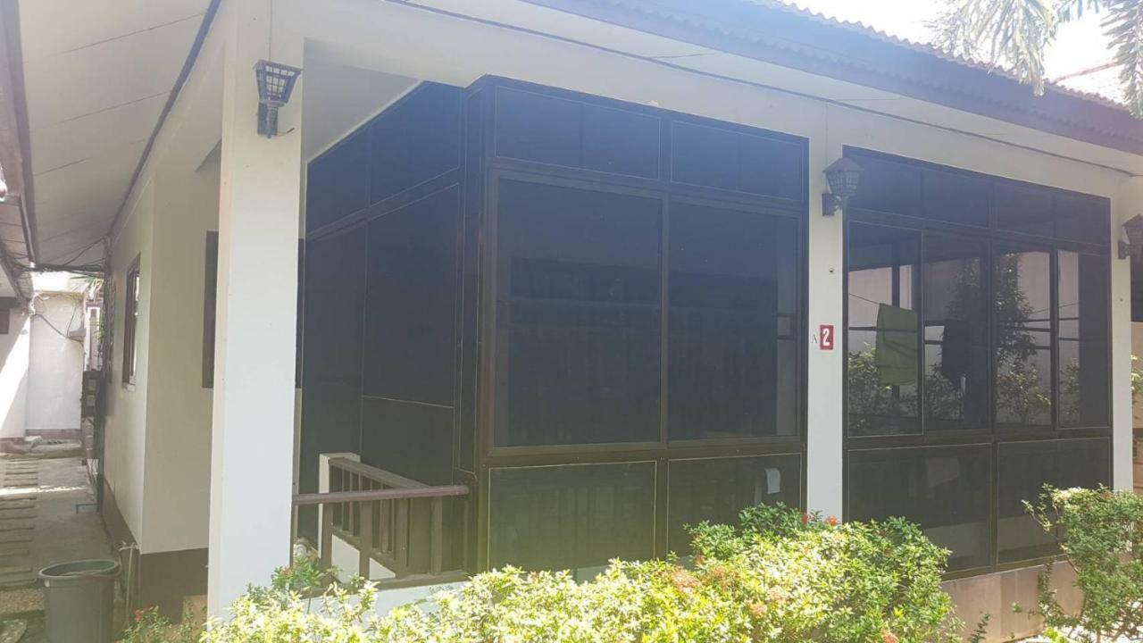 Hotel Niracha Chaweng House Exterior foto