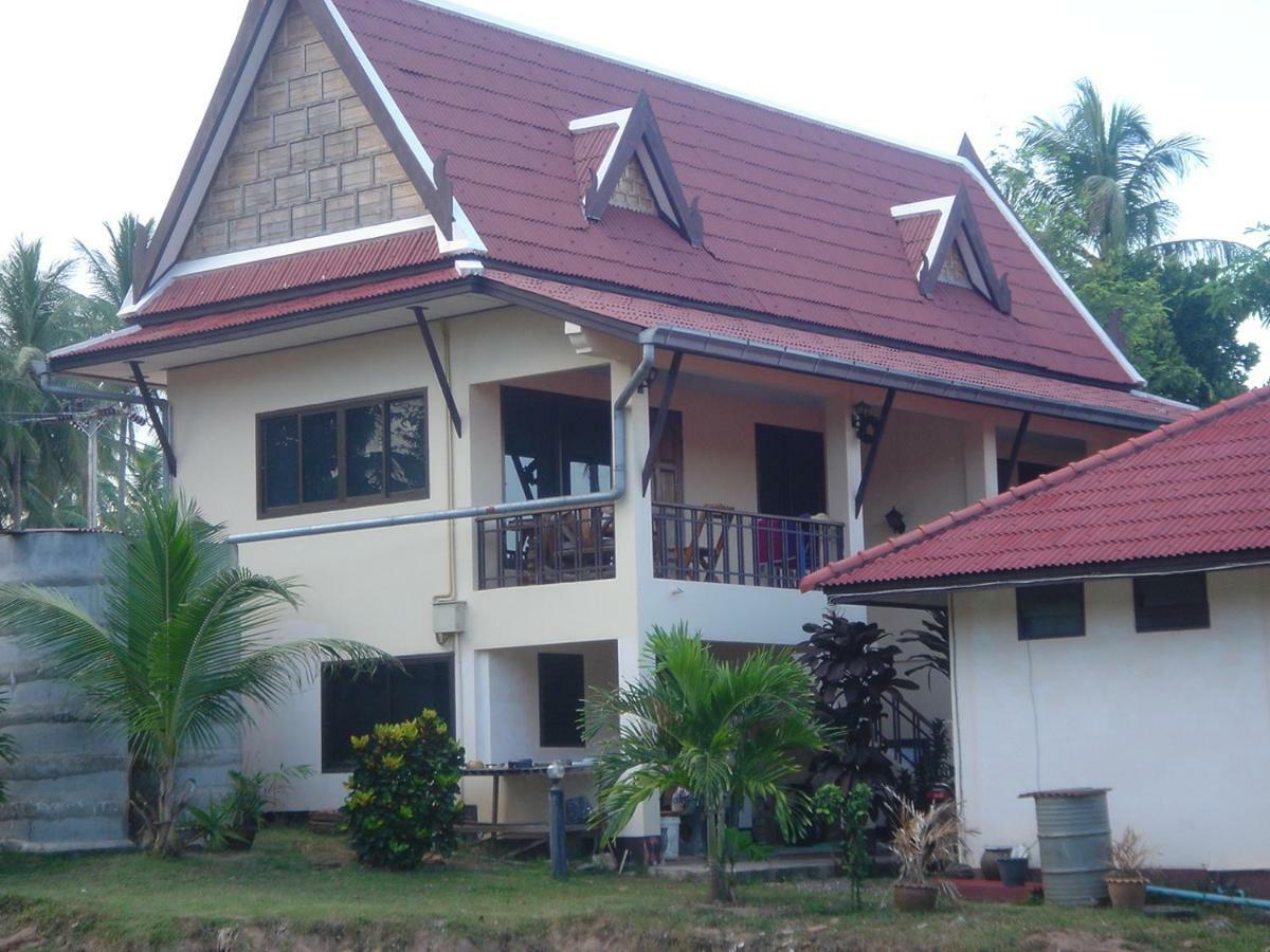 Hotel Niracha Chaweng House Exterior foto