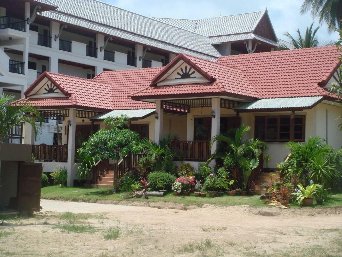 Hotel Niracha Chaweng House Exterior foto